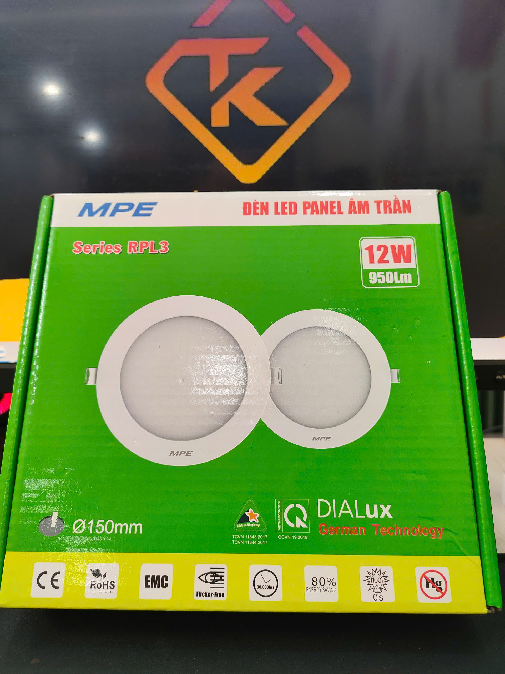 Đèn LED âm trần 7W/9W/12W MPE RPL3/3C đổi màu chính hãng